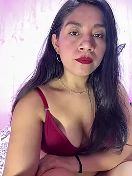 Snapshot of Ariana2017 chatting on November 7, 3:06 am Ariana2017 online show from November 7, 3:06 am