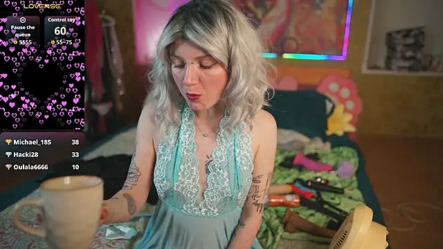 Snapshot of Dia_Angel chatting on February 15, 6:54 am Dia Angel online show from February 15, 6:54 am