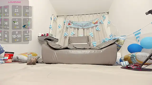 Snapshot of fox-yiyi chatting on September 22, 8:05 am fox-yiyi online show from September 22, 8:05 am