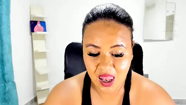 Snapshot of brent_rossy chatting on October 31, 4:35 am brent rossy online show from October 31, 4:35 am