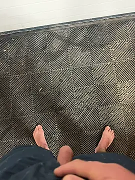 Snapshot of Bigtitsloveshow chatting on September 13, 2:55 am Bigtitsloveshow online show from September 13, 2:55 am