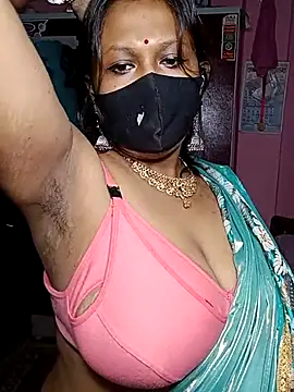 Snapshot of Hotty-rosni chatting on November 9, 5:00 pm Hotty-rosni online show from November 9, 5:00 pm