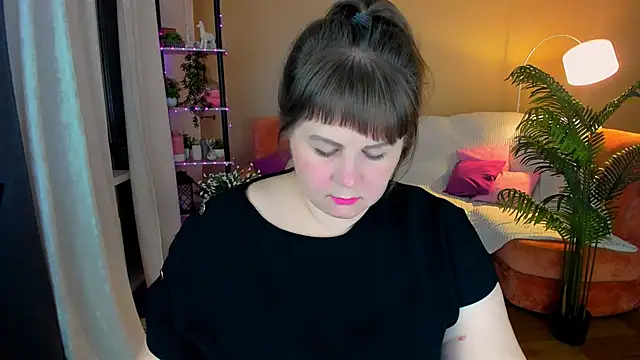 Snapshot of CrystaalStaar chatting on October 13, 7:25 pm CrystaalStaar online show from October 13, 7:25 pm