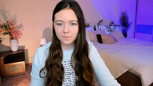 AlluringLookk online show from September 10, 12:49 pm