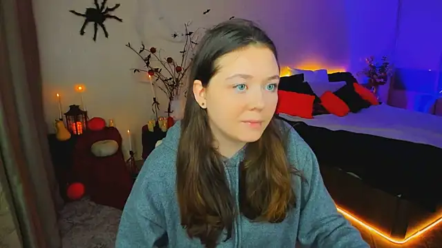 AlluringLookk online show from October 29, 4:31 pm