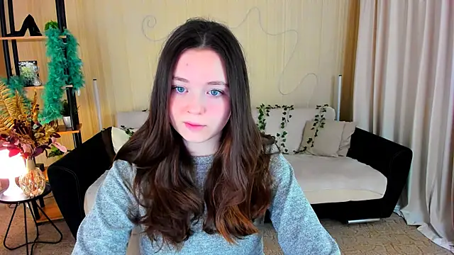 AlluringLookk online show from December 3, 4:27 pm