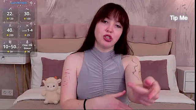 VanessaFields online show from March 10, 4:01 pm