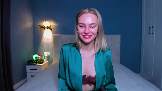 OliviaReece online show from January 15, 5:56 am