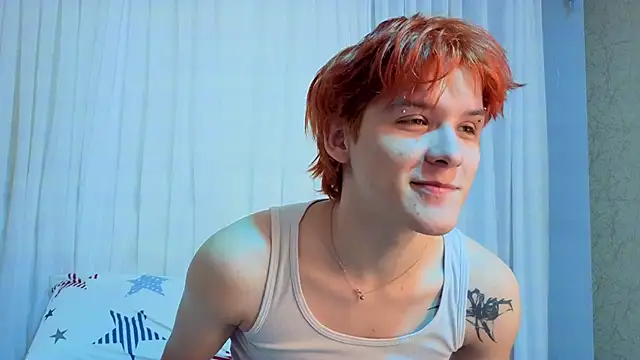 Snapshot of oliver_big19 chatting on September 27, 11:48 am oliver big19 online show from September 27, 11:48 am