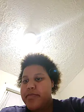 Snapshot of chocolate_bella chatting on October 24, 2:30 am chocolate bella online show from October 24, 2:30 am