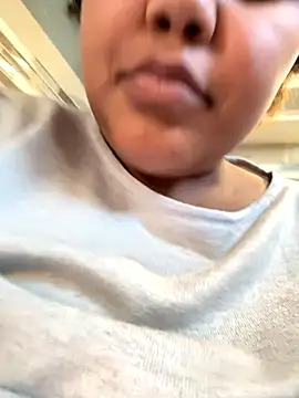 chocolate bella online show from October 26, 8:26 pm