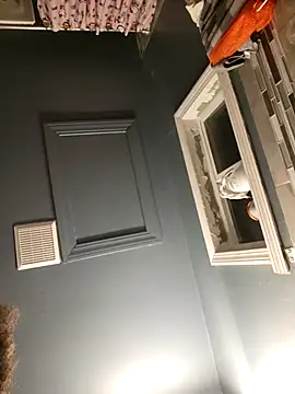 chocolate bella online show from December 21, 7:15 am