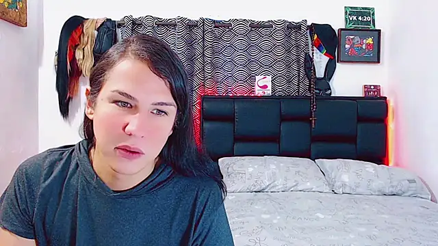 Snapshot of Azley_sweet chatting on November 25, 1:11 pm Azley sweet online show from November 25, 1:11 pm