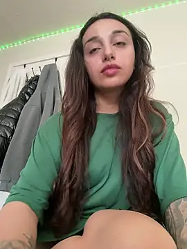 CharmingMaddie online show from May 1, 4:33 pm