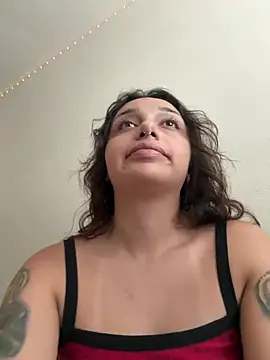 CharmingMaddie online show from July 21, 6:32 pm