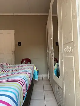 xxxversacejay online show from October 10, 5:39 am