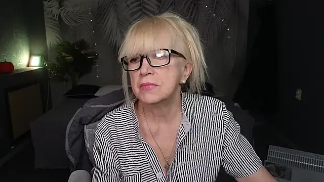 Sabina Ros online show from December 1, 8:30 am