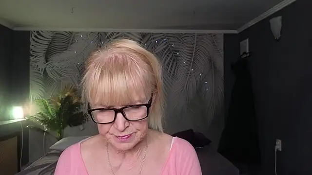 Snapshot of Sabina_Ros chatting on March 31, 8:04 am Sabina Ros online show from March 31, 8:04 am