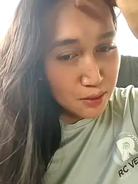 Snapshot of Romantic_Sabrina chatting on November 4, 1:38 am Romantic Sabrina online show from November 4, 1:38 am