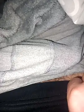 Snapshot of Hornyhrony chatting on November 9, 2:21 am Hornyhrony online show from November 9, 2:21 am