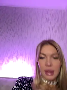 miss veroNika online show from December 16, 2:27 am