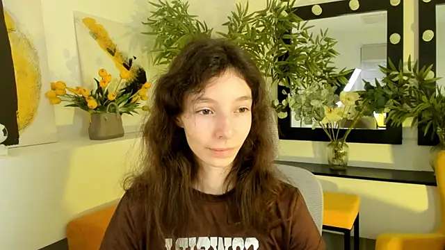 Snapshot of EmmanuellBrown chatting on October 25, 4:09 am EmmanuellBrown online show from October 25, 4:09 am