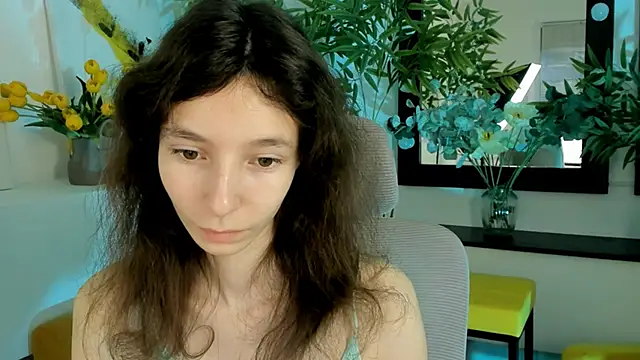 Snapshot of EmmanuellBrown chatting on October 26, 4:18 am EmmanuellBrown online show from October 26, 4:18 am