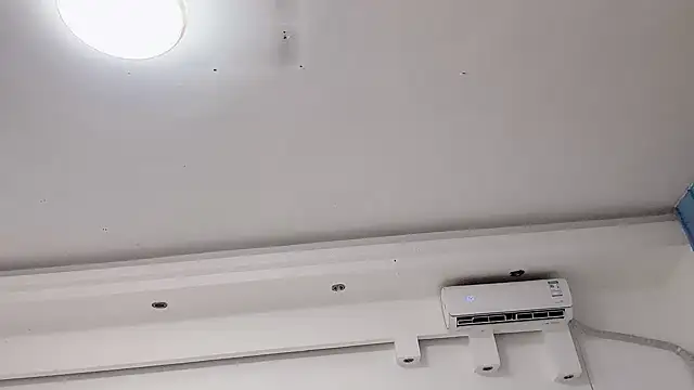 xiaojie2563 online show from October 6, 12:02 pm