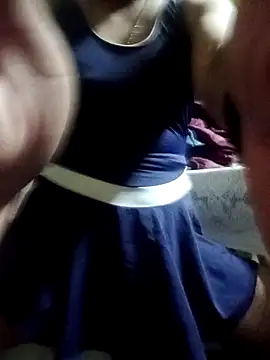 Snapshot of thekinglizard chatting on December 1, 6:18 am thekinglizard online show from December 1, 6:18 am