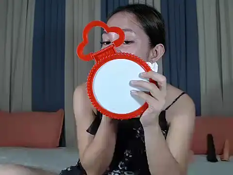 Jadehotcum online show from July 22, 12:30 pm