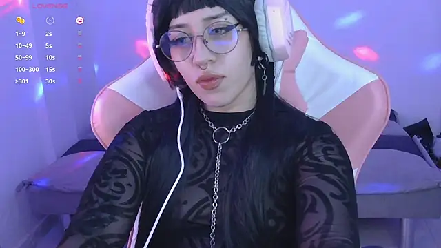 Snapshot of Hachiko_Love chatting on December 5, 3:26 am Hachiko Love online show from December 5, 3:26 am