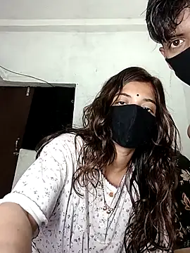 Snapshot of hiddennisha chatting on October 25, 8:00 am hiddennisha online show from October 25, 8:00 am