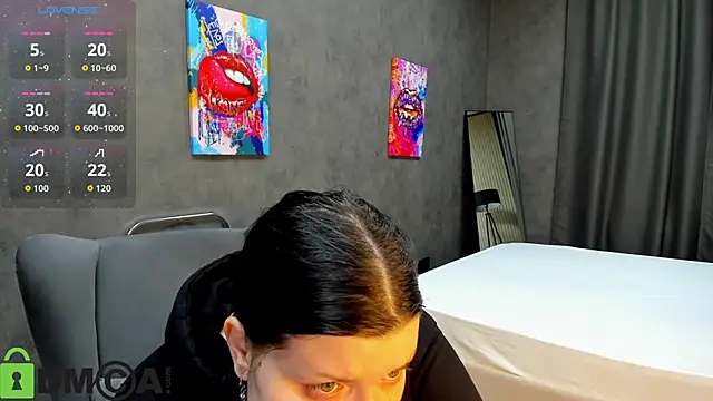 Michele Greenn online show from October 29, 1:08 am