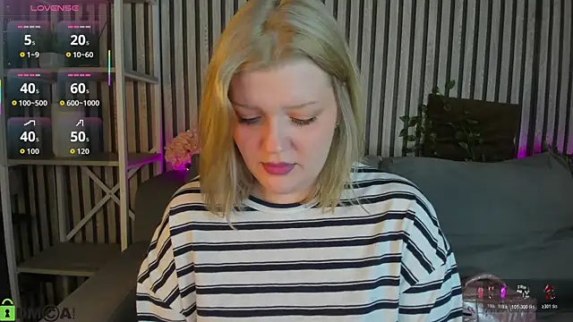 Michele Greenn online show from May 26, 1:12 am