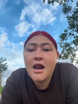 Snapshot of Rouse-Antonella chatting on November 2, 10:01 pm Rouse-Antonella online show from November 2, 10:01 pm