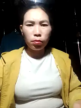 Snapshot of cicnci chatting on October 7, 1:25 am cicnci online show from October 7, 1:25 am