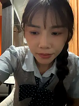 Snapshot of Adora188 chatting on September 9, 1:10 pm Adora188 online show from September 9, 1:10 pm