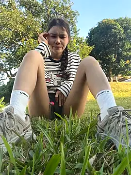 Snapshot of Adora188 chatting on November 9, 8:45 am Adora188 online show from November 9, 8:45 am