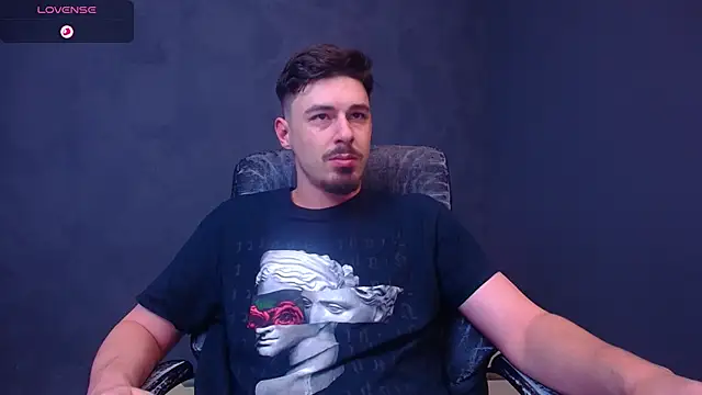 Snapshot of EnzoRace chatting on November 27, 6:26 am EnzoRace online show from November 27, 6:26 am