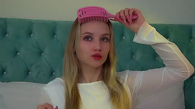 StacyEvances online show from March 14, 6:24 pm