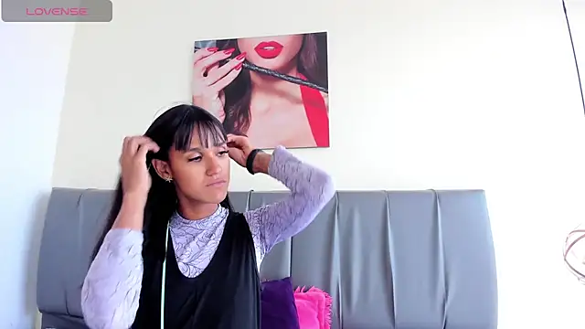 iisabella noa online show from June 2, 12:40 pm