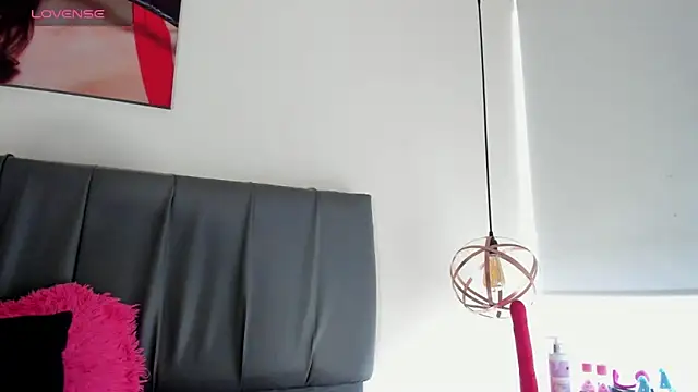 iisabella noa online show from June 5, 12:44 pm