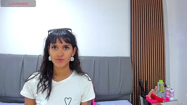 iisabella noa online show from July 21, 12:51 pm