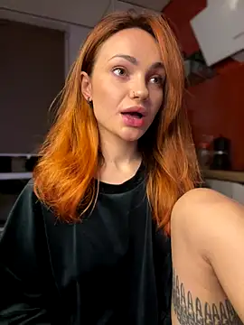 SaraLow online show from October 24, 1:03 am