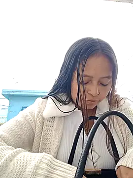 LunaHot 777 online show from September 17, 8:21 pm