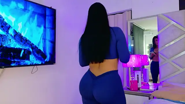 RoseMariee  online show from July 28, 4:41 am