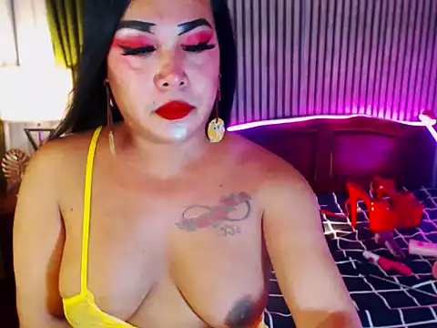 CumFactoryLuna online show from April 26, 9:51 am