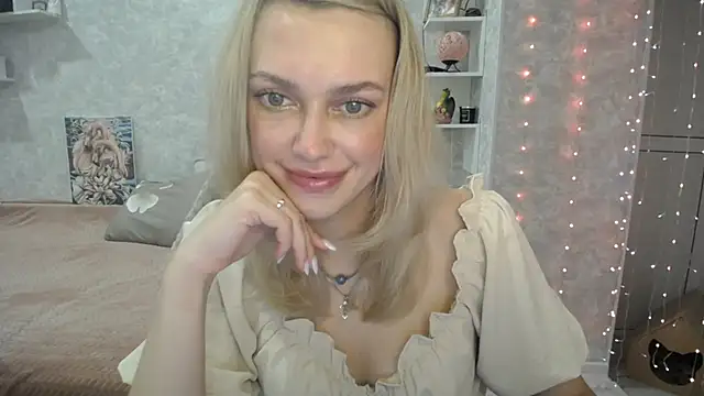 Snapshot of NickyAdamidi chatting on September 20, 4:19 pm NickyAdamidi online show from September 20, 4:19 pm