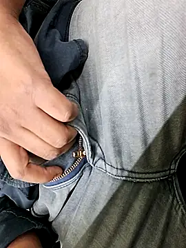 puuuhi online show from April 23, 12:29 pm