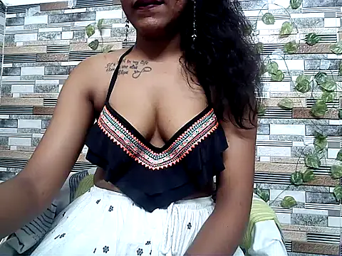 HOT AARVI11 online show from October 14, 3:57 pm